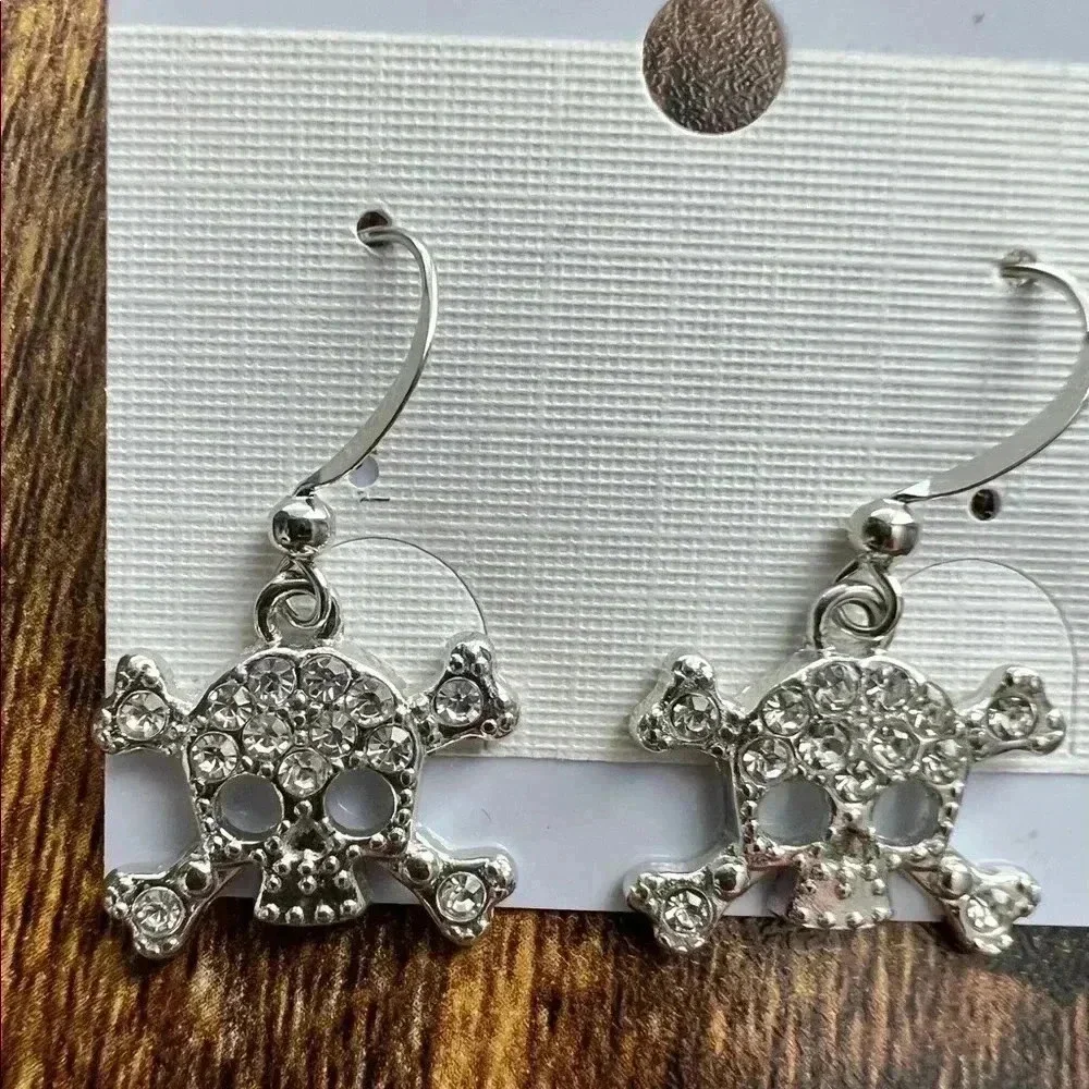 SET: (1) skull ring + (1) rhinestone skull dangly earrings